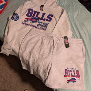 Buffalo Bills Brand New NFL Brand Gray Hoodie and Sweatshorts Set